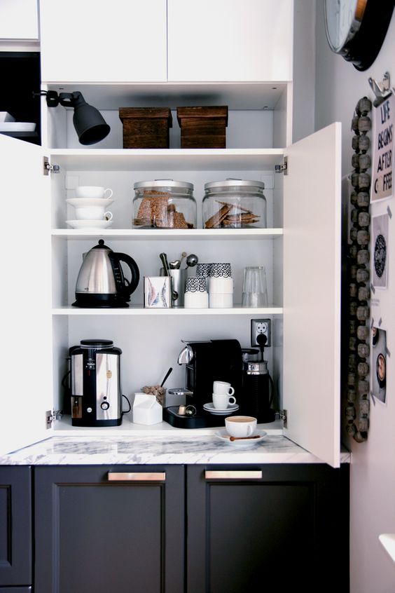 the-breakfast-cabinet