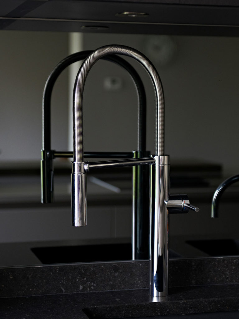 Flexible designer kitchen tap